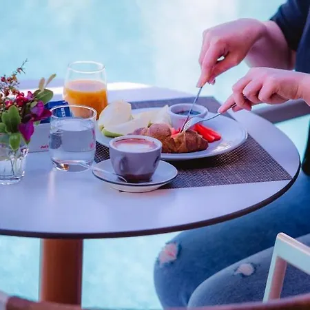 ホテル Olympia Vlore