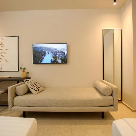 ホテル Olympia Vlore