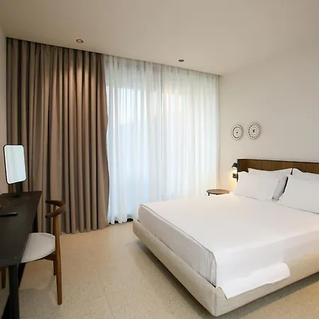 Olympia Vlore ホテル 4*