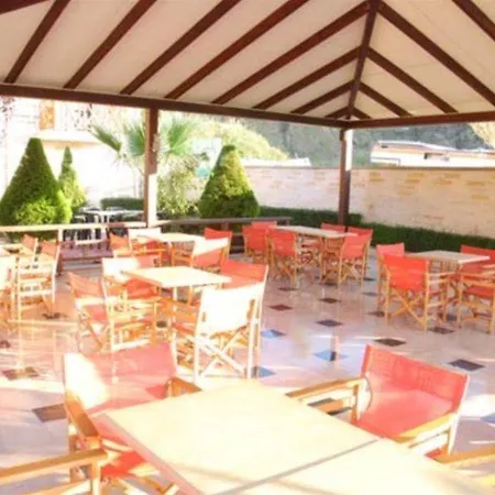 Olympia Vlore Radhimë