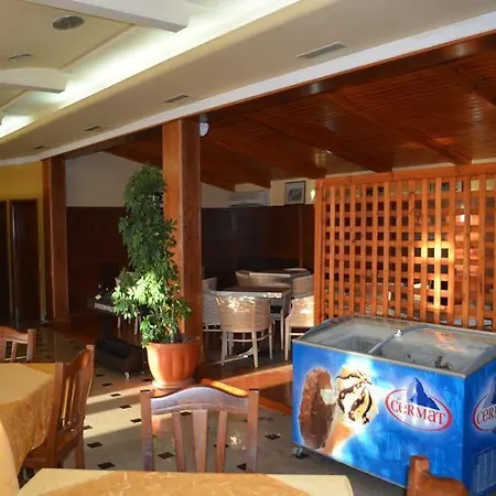 Olympia Vlore Radhimë