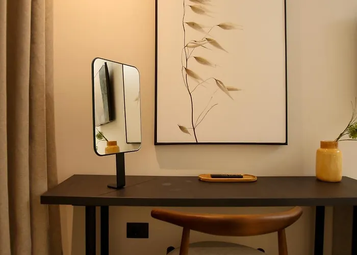 Olympia Vlore 酒店 4*