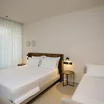 Szálloda Olympia Vlore Radhima