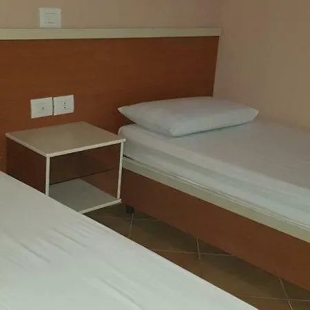Olympia Vlore Radhimë