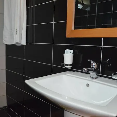 Olympia Touristic Village Hotel