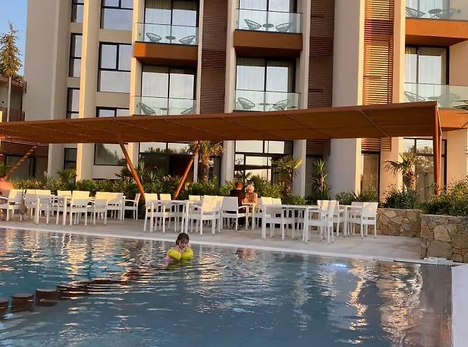 Olympia Vlore 4*